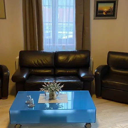 4rooms * Roztoky